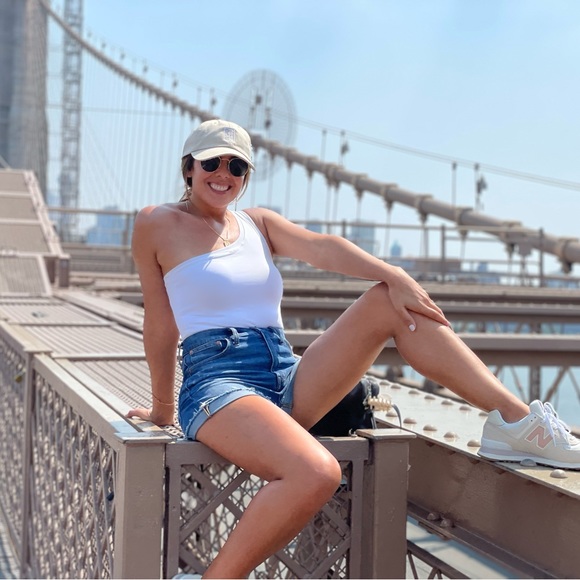 Clyque The Label Sivan White Bodysuit Medium - Picture 4 of 4